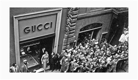 la gucci ce l hanno tutti|gucci storia in breve.